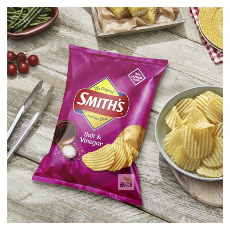 [CLEARANCE Expiry: 01/02/2026] Smith's Crinkle Cut Salt And Vinegar Potato Chips 170g