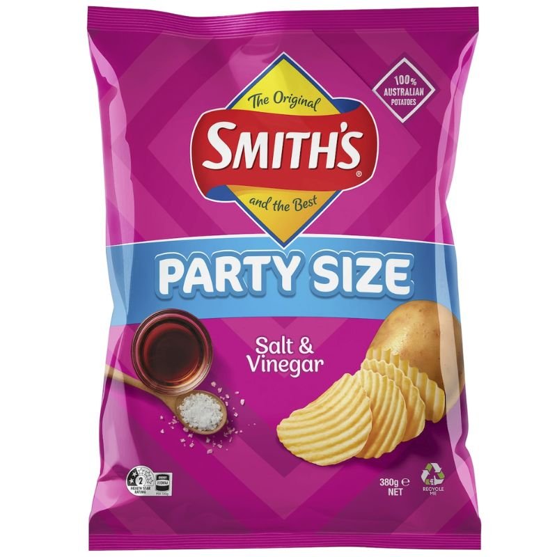 [CLEARANCE Expiry: 25/10/26] Smith's Crinkle Cut Potato Chips Party Size Bag Salt & Vinegar 380g